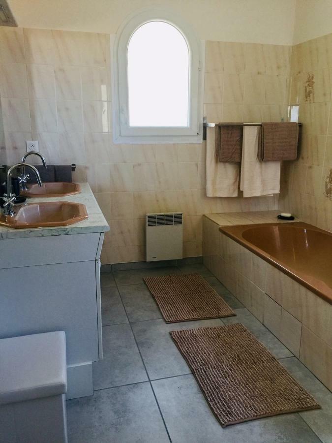 Saberic Apartment Ванс Екстериор снимка